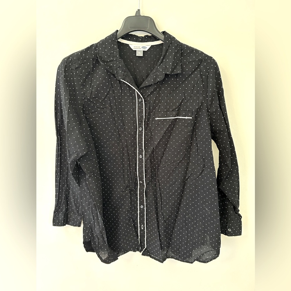 Old Navy Black Polka Dot Blouse (XXL)